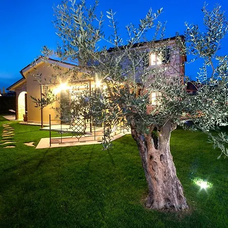 Villa Santa Domenica Labinci